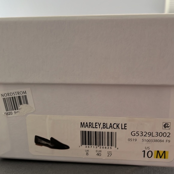 VINCE women’s leather flats size 10 ***ALL OFFERS CONSIDERED must clear out!*** - Picture 7 of 7